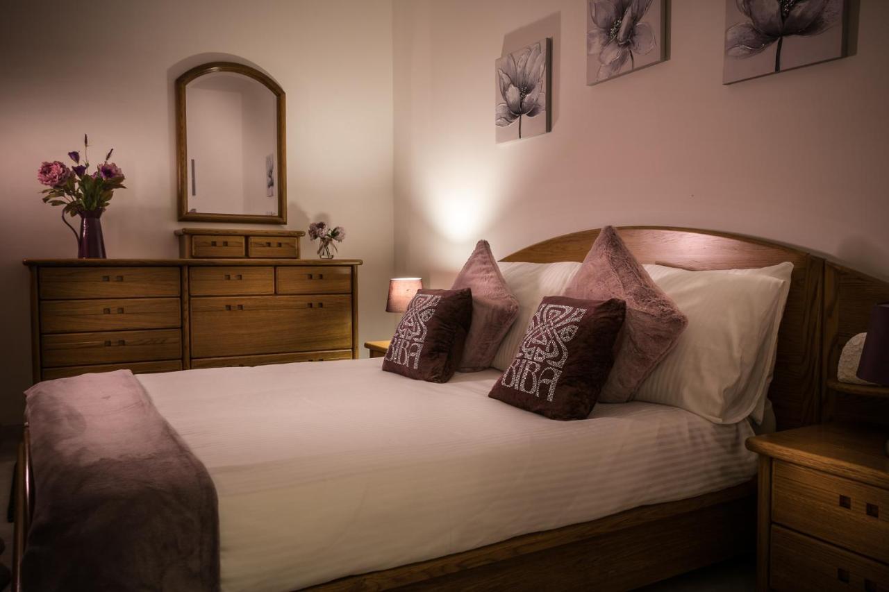 Manor Court Luxury Apartment St. Paul's Bay Buitenkant foto
